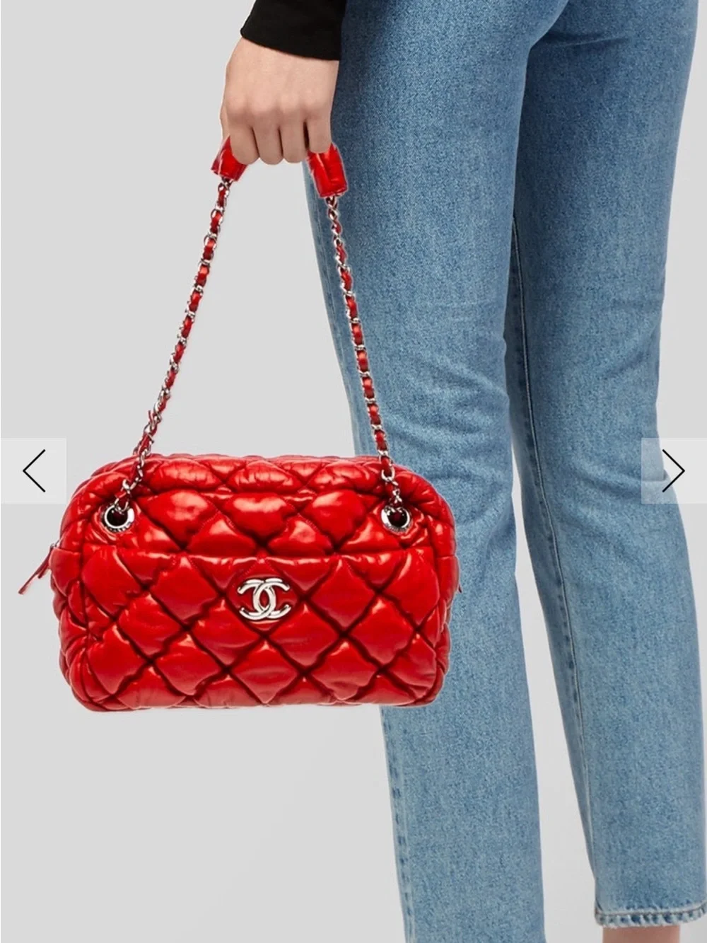 CHANEL Red Quilted Leather Shoulder Bag with Chain Strap